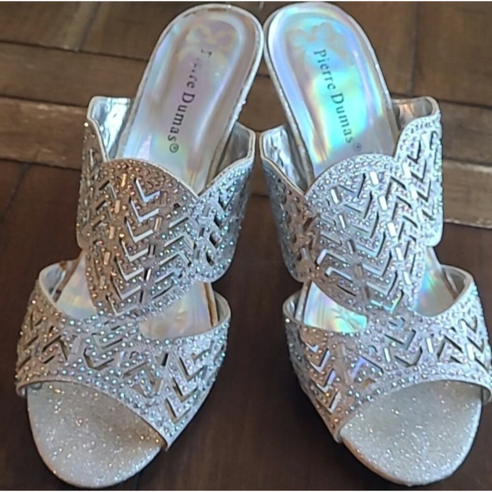 Pierre Dumas Silver Rhinestone Heeled Slip on Sandals Size 7
